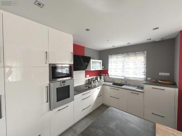 Maison à vendre à Fougères en Ille-et-Vilaine (35300), ref : 1268