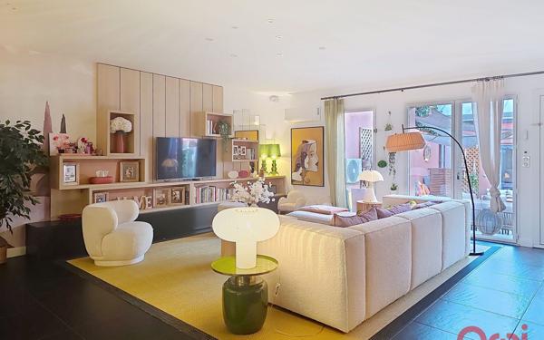Maison à vendre    5 pièces • 202,60 m2 Vichy