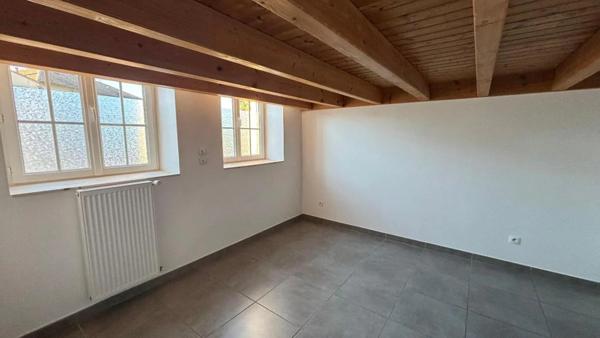 Appartement à louer à Beauchastel (07800)