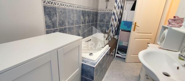 Appartement Auxonne 4 pièce(s) 90 m2 + garage box + parking + terrain privatif