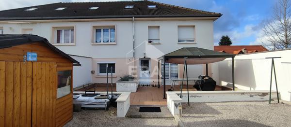 Appartement Auxonne 4 pièce(s) 90 m2 + garage box + parking + terrain privatif