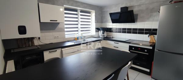 Appartement Auxonne 4 pièce(s) 90 m2 + garage box + parking + terrain privatif