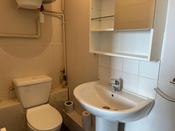 Angers - A louer studio avec place de parking - Proche d'Angers