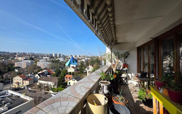 Appartement à vendre    4 pièces • 93,90 m2 Bagneux