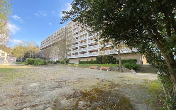 Appartement à vendre    4 pièces • 93,90 m2 Bagneux