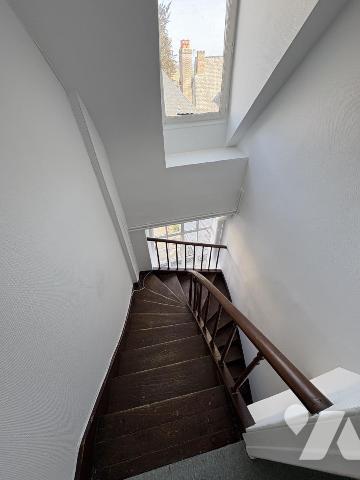 Appartement T2 duplex secteur Cathédrale (02000)