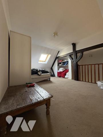 Appartement T2 duplex secteur Cathédrale (02000)