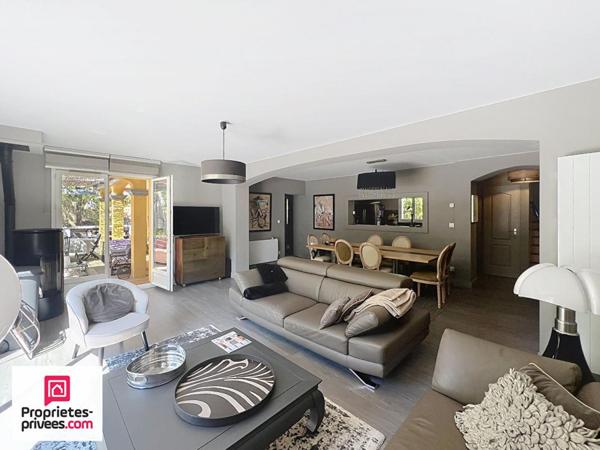 Villa 140 m² sur 2566 m² avec piscine et garage