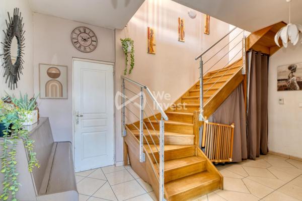 À vendre : Maison spacieuse avec potentiel d’investissement à Bron