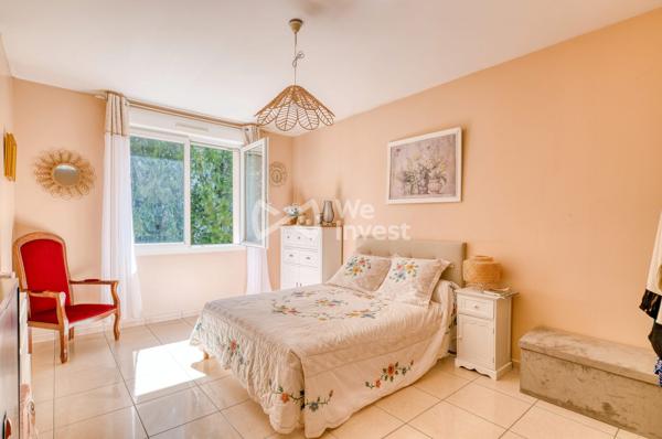 À vendre : Maison spacieuse avec potentiel d’investissement à Bron