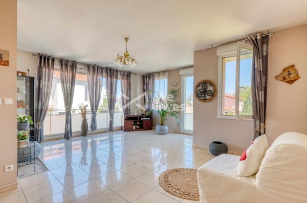 À vendre : Maison spacieuse avec potentiel d’investissement à Bron