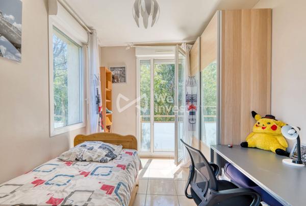 À vendre : Maison spacieuse avec potentiel d’investissement à Bron