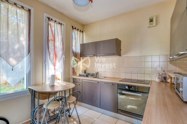 À vendre : Maison spacieuse avec potentiel d’investissement à Bron