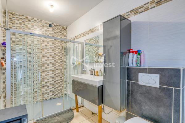 À vendre : Maison spacieuse avec potentiel d’investissement à Bron