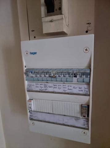 Immeuble de rapport en pierre de 290 m2 avec jardin