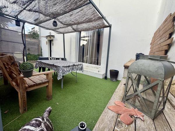 Vente                                                      Maison
                        
                     5 pièces                      82 m2                     à Taden