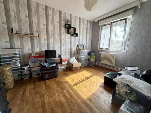 Vente                                                      Maison
                        
                     5 pièces                      82 m2                     à Taden