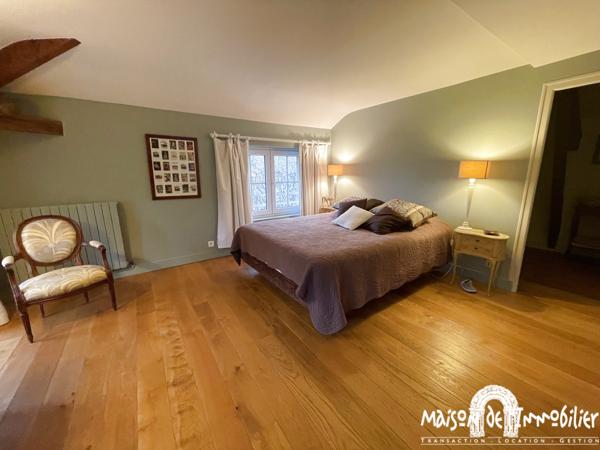 Vente Belle Demeure du XVIIIème siècle - 9 pièces - Parc arboré de 5000m² - Piscine - COGNAC