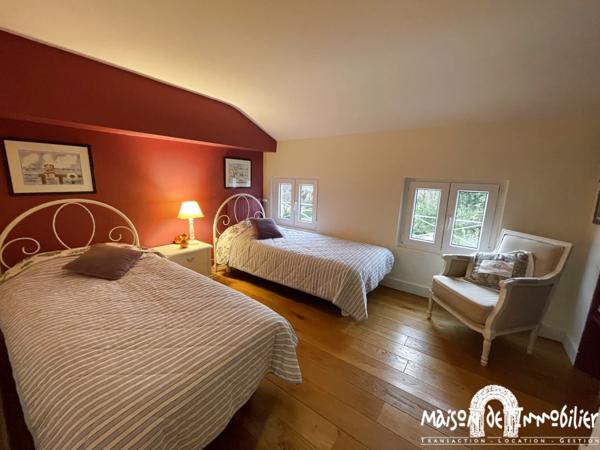 Vente Belle Demeure du XVIIIème siècle - 9 pièces - Parc arboré de 5000m² - Piscine - COGNAC