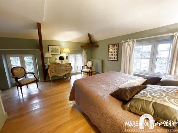 Vente Belle Demeure du XVIIIème siècle - 9 pièces - Parc arboré de 5000m² - Piscine - COGNAC