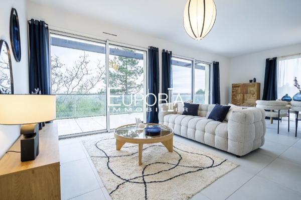 Maison sur toit T4 105m2 avec 108 m2 de terrasse avec vue d'exception