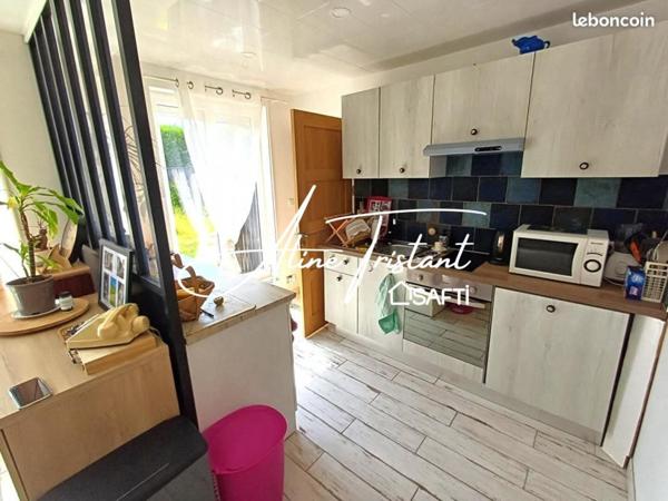 Logement de 40m2 de plain pied - Jardin et stationnement