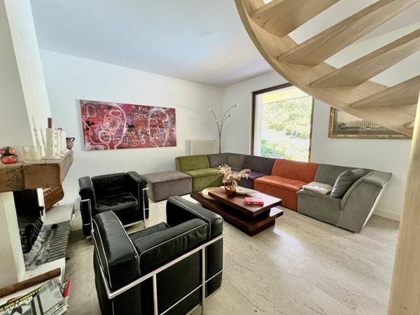 Maison rénovée - Vue forêt - Piscine