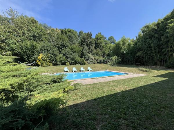 Maison rénovée - Vue forêt - Piscine