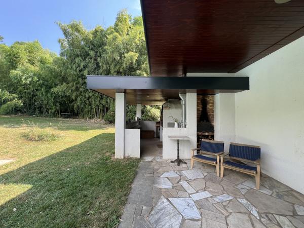 Maison rénovée - Vue forêt - Piscine
