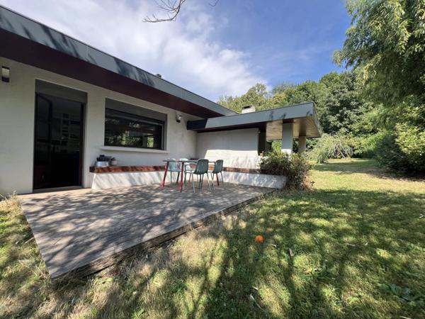 Maison rénovée - Vue forêt - Piscine