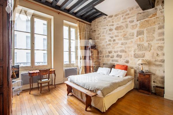 Appartement de charme de 41m2, au cœur de l'authentique Île Saint-Louis.