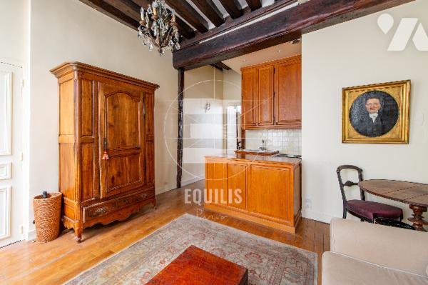 Appartement de charme de 41m2, au cœur de l'authentique Île Saint-Louis.