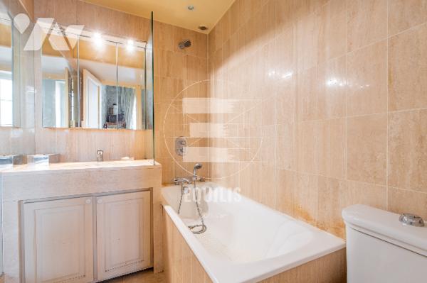 Appartement de charme de 41m2, au cœur de l'authentique Île Saint-Louis.