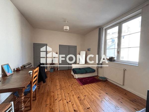 Location Appartement 3 pièces 74.61 m² - 8 GRANDE RUE DE LA GUILLOTIERE Lyon 69007