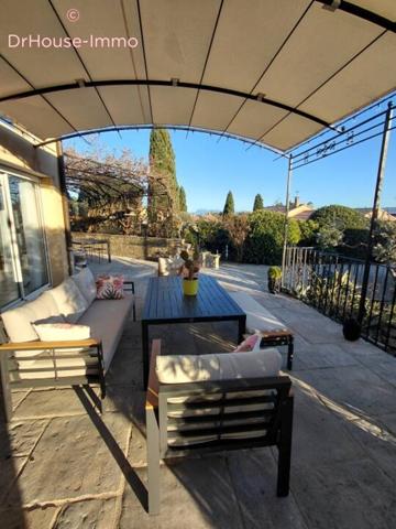 Maison à vendre 8 pièces de 240 m²