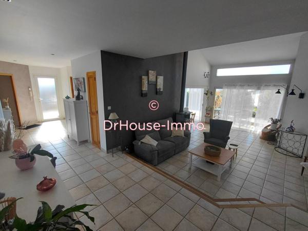 Maison à vendre 8 pièces de 240 m²