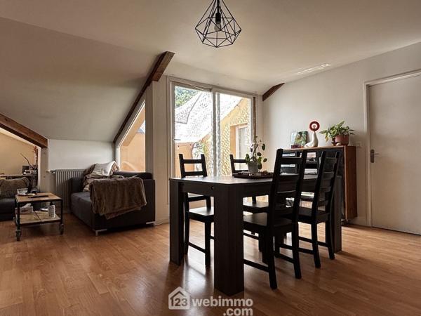Appartement 93.28 m² à Poitiers 86000