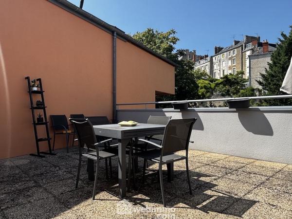 Appartement 93.28 m² à Poitiers 86000