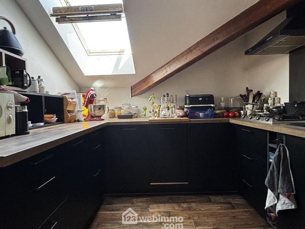 Appartement 93.28 m² à Poitiers 86000