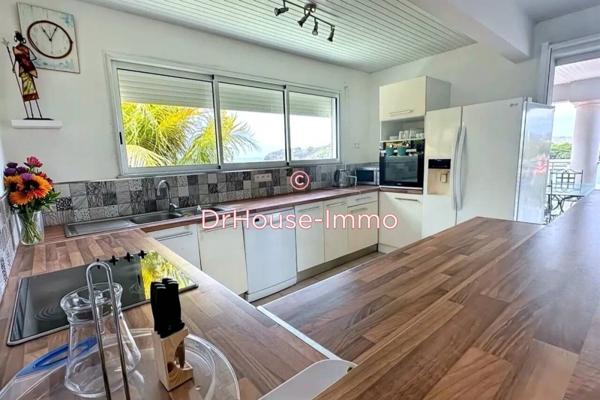 Appartement à louer 3 pièces de 85 m²
