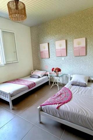 Appartement à louer 3 pièces de 85 m²