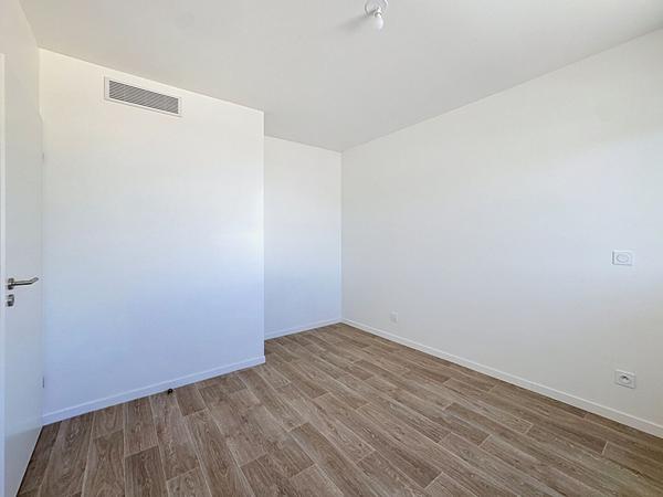 APPARTEMENT T2 NEUF - BALCON et PARKING PRIVE - PINEL