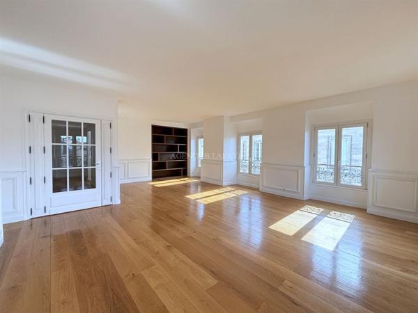location appartement Bordeaux - Allée de Tourny