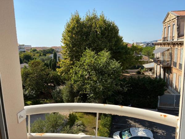 Appartement type 4 avec terrasse et parking