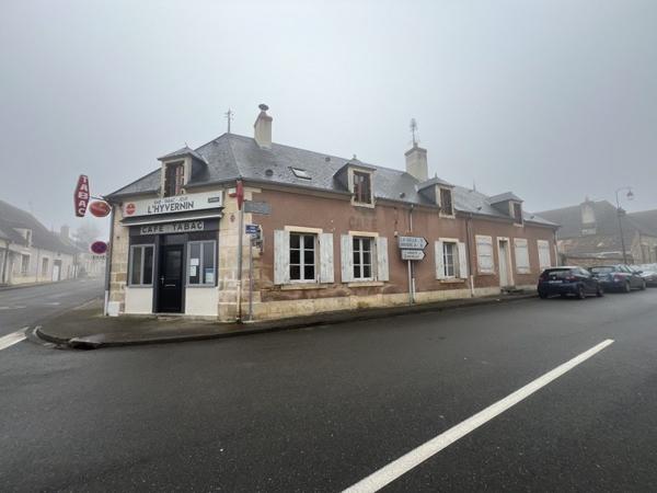 Immeuble à vendre |  Meillant |  5 pièces | 310 m²