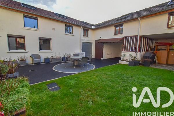 Maison à vendre 9 pièces 143 m² Noisiel