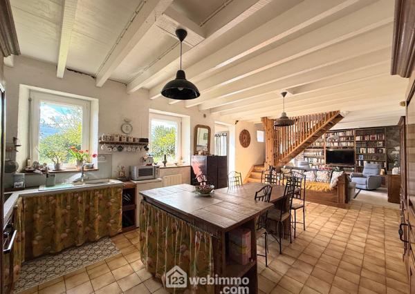 Maison 94 m² à Ploumilliau 22300
