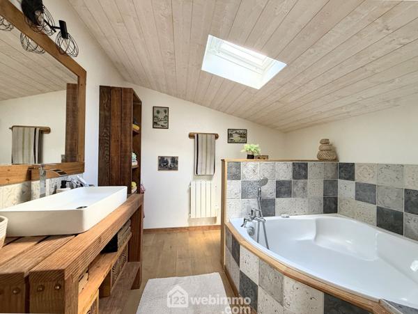 Maison 94 m² à Ploumilliau 22300