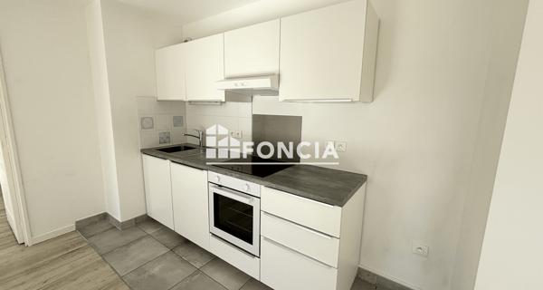 Location Appartement 2 pièces 50 m² - Bois-d'arcy 78390