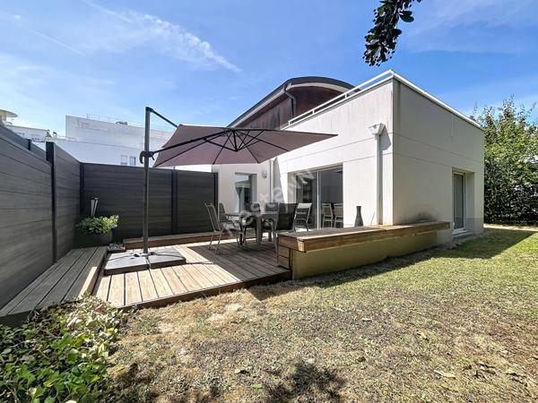 Nantes Rond-point de Vannes / Maison en Impasse / 132 m2 / 4 chambres / garage / jardin